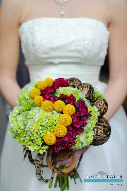Bridal Bouquet - HotHouse Design Studio в Бирмингеме, AL; www.danieltaylorphoto.com