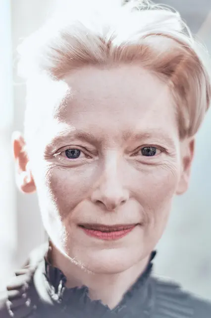 Tilda Swinton Paris Fashion Week Весна 2019