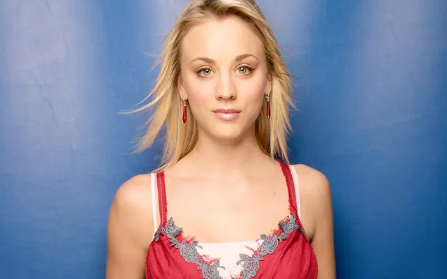 Прически Kaley Cuoco