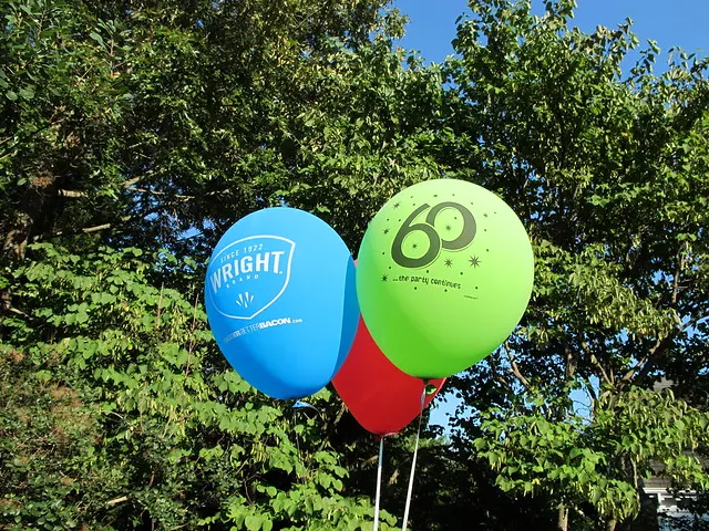 33244 Wright Brand Bacon 60-й день рождения