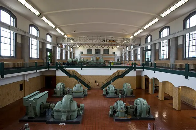 Торонто: R.C. Harris Water Treatment Plant