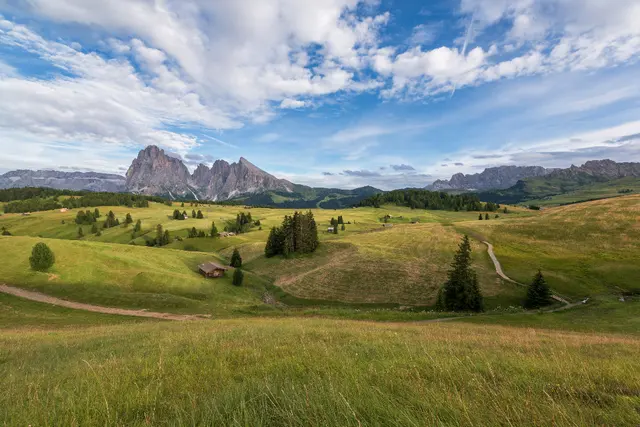 Пейзаж Dolomites Landscape