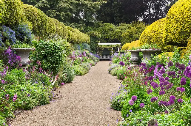 English Herbaceous Borders | Ascott House Gardens, Бедфордшир, Великобритания | (13 из 50)