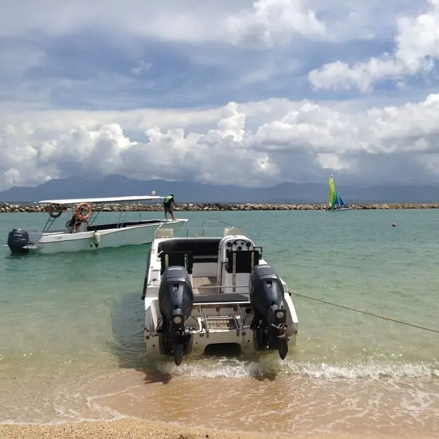 Потрясающий док залива Мисибис, Албай. Следуйте @govisitphilippines для большего количества туристических направлений на Филиппинских остров