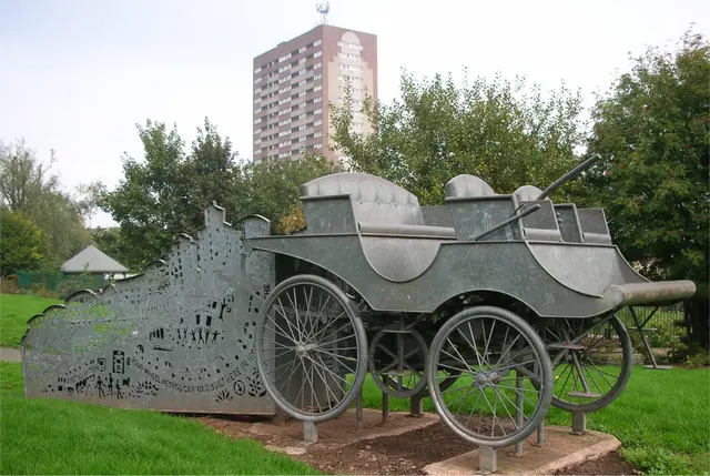 Ланчестерская автомобильная скульптура
