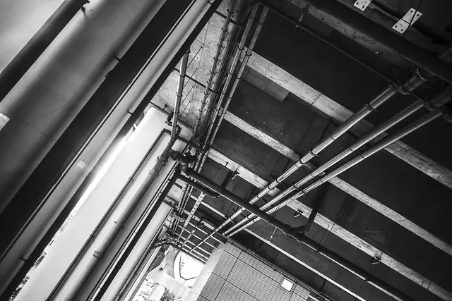 « ⁇  Живописный вид под мостом» /  ⁇   ⁇   ⁇   ⁇  Urban Human Logistics Architecture Forms / SML.20130218.EOSM.02281.P1.L1.BW