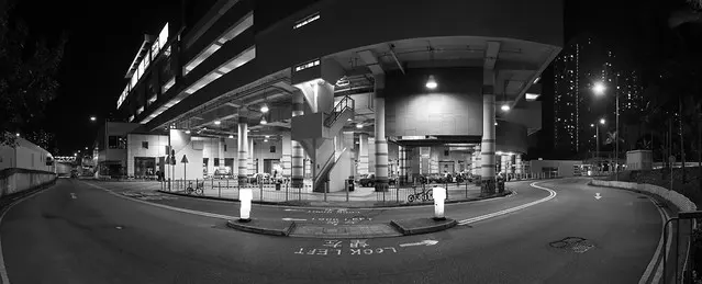 “頌安商場公共交通樞紐 Chung On Shopping Centre Public Transportation Hub” / 香港商場人流建築全景夜之形 Hong Kong Shopping Malls Human Logistics Architecture Panora