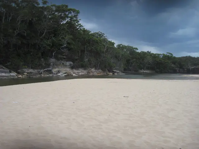 Пляжи Wattamolla Beach Travel Tribes