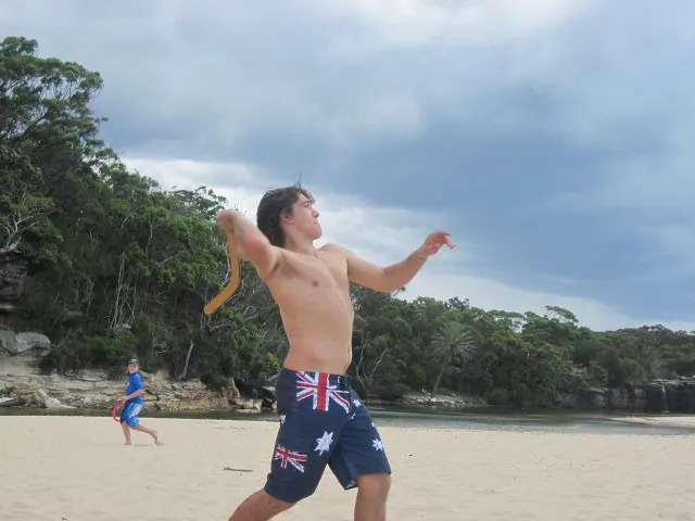 Пляжи Wattamolla Beach Travel Tribes