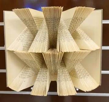 Zwei — stufiges Book — Оригами