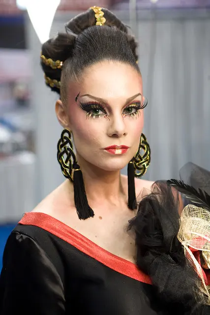 Дизайн макияжа: Beauty & Glamour