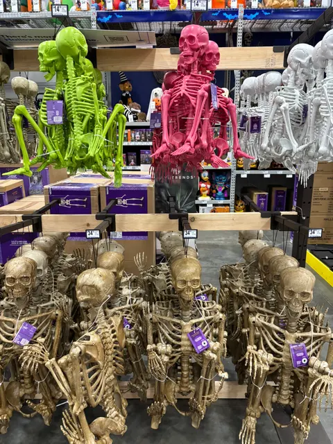 Lowe's, Valdosta, Хэллоуин 8 2025