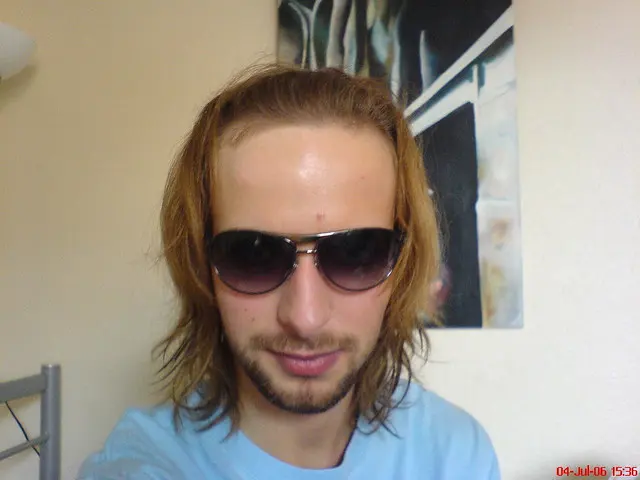 Close Up of Me и новый стиль прически