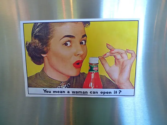 Партийный декор Mad Men