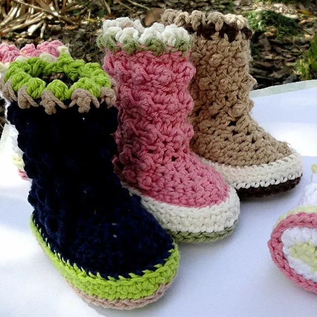Детская капелька Raindrop Boots Crochet Pattern