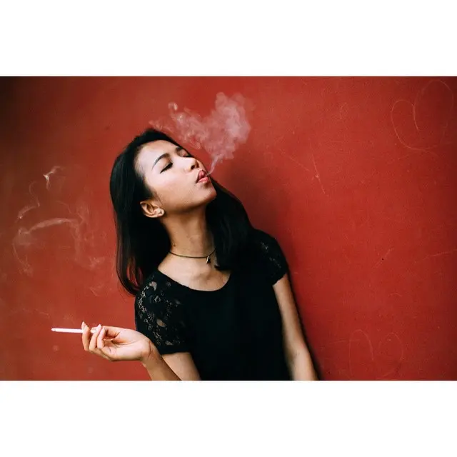 ` v e r m i l i o n ` #beauty #portrait #beijing #natural #life #light #photograph #kitcam #hipstamatic #vsco #vscocam #vscofilm #style #sna