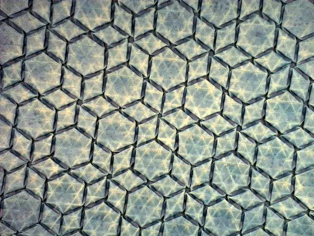 Тестирование Lightbox: Джоэл Купер, RAW против JPG (Origami Tessellations)