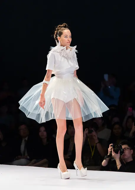黃倩汶 WONG Sin Man, Kitty: Unfolding: Look 5 / PolyU Fashion Show 2013 / SML.20130626.6D.17111