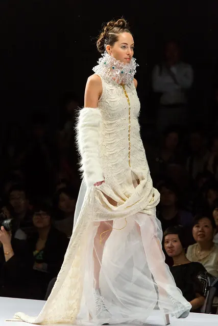 LIU Chun Ki: Dasein: Look 6 / PolyU Fashion Show 2013 / SML.20130626.6D.16970