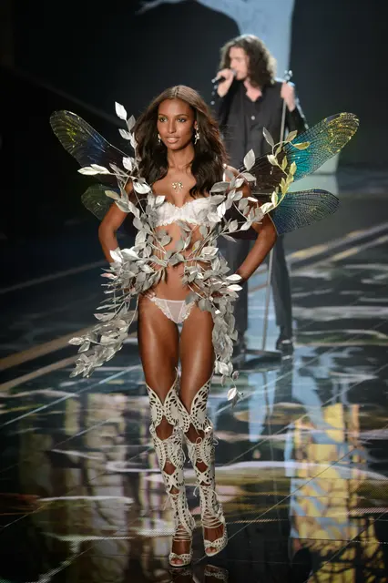 20141202 Жасмин Тукс на Victoria’s Secret Fashion Show 2014