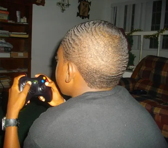Файл: '360 Waves Hairstyle'.jpg