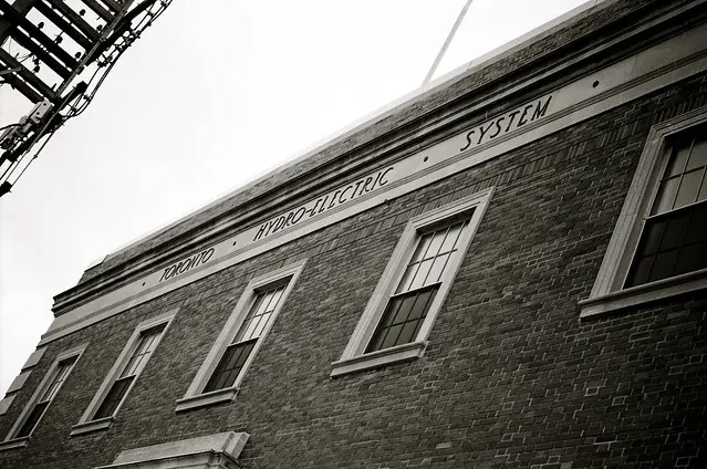 Торонто Hydro Electric System Building Facade
