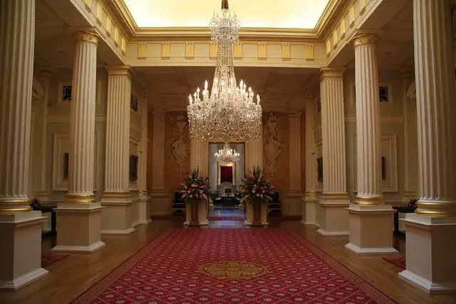 Интерьер Mansion House
