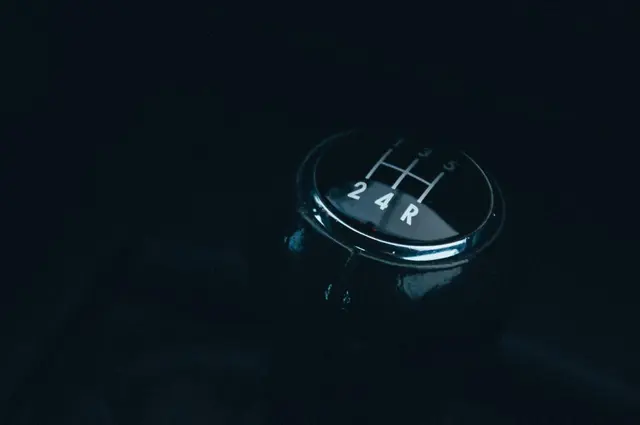 Автомобильный переключатель