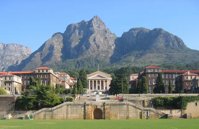 UCT Верхний кампус пейзажный вид