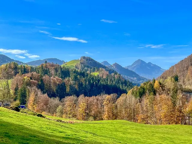 Осенний горный пейзаж близ Тьерберга в Тироле, Австрия