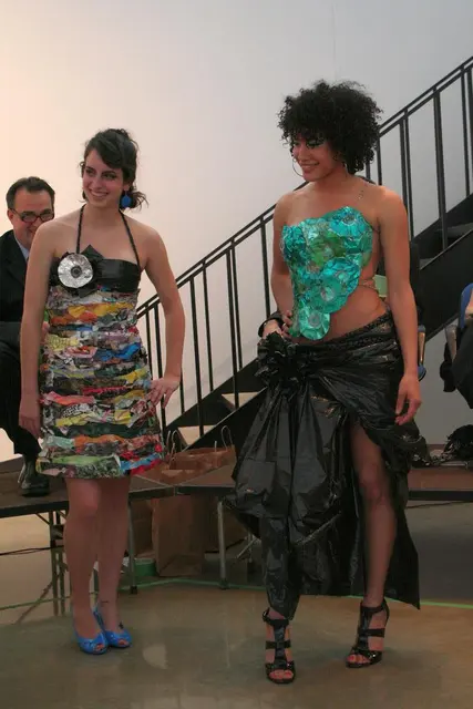 2009 Шоу UMM Fashion Trashion