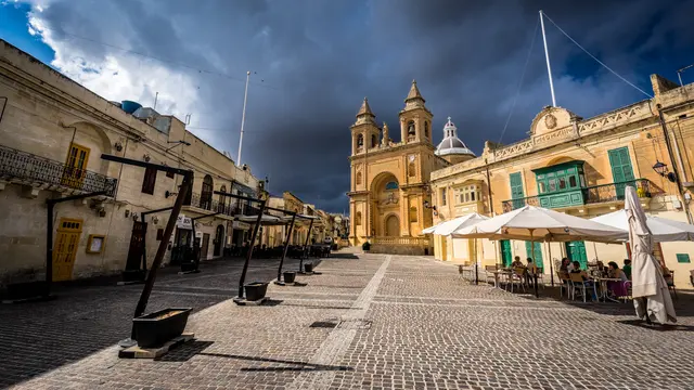 Приходская церковь Marsaxlokk Malta Travel Landscape Photography