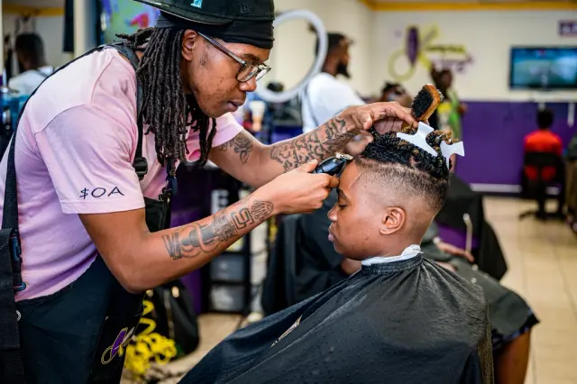 Бесплатная школьная стрижка и