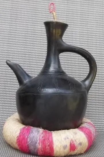 Эфиопский кофейник Jebena