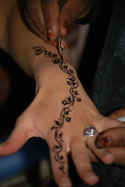 Henna Tattoo Рисуем я