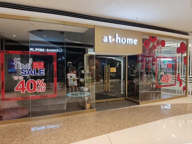 HK SKD TKO ⁇ в торговом центре Tseung Kwan O ⁇ Lohas Park в — Home Furniture Store февраль 2022 Px3