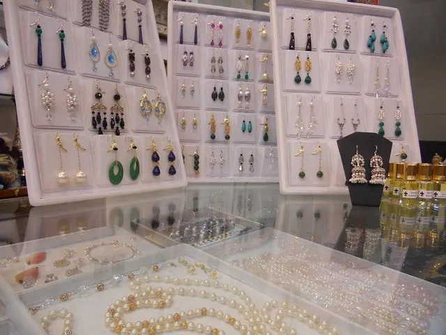 Fine Fashion Jewelry Designs ~ Starlite Jewelry Designs ~ Handmade Fine Artisan Jewelry Designs ~ Stylish Trendy Fashion Accessories