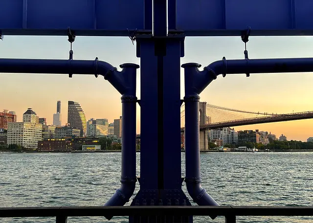 Framed cityscape (Бруклин) - Нью-Йорк