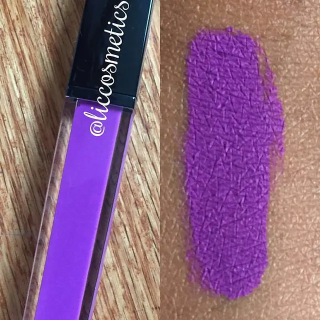 Такой великолепный оттенок Vamp Purple... Кто-нибудь хочет @Regrann от @liccosmetics - SummerFling сейчас!